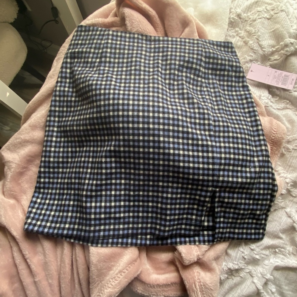 mini skirt